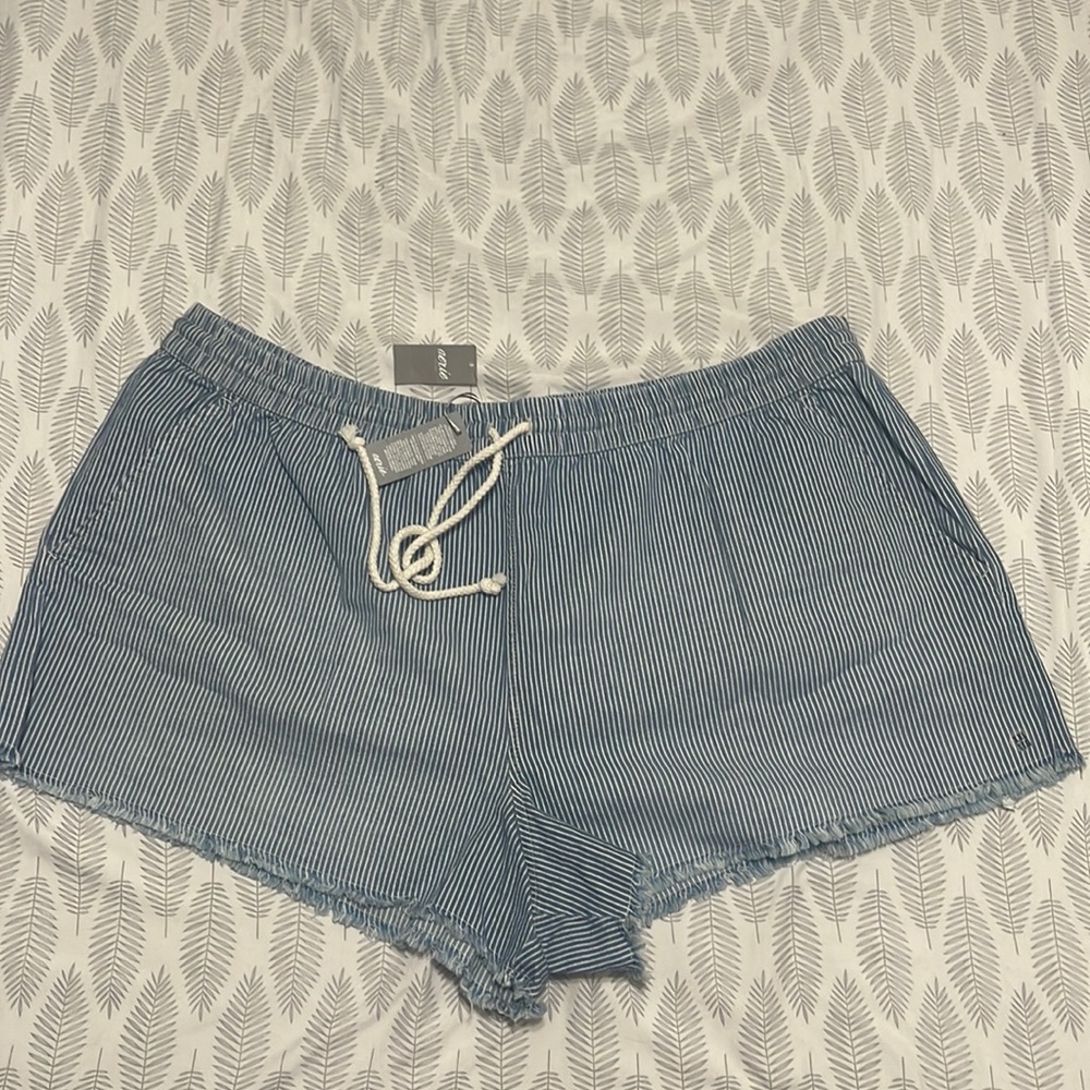 NWT - Aerie Pinstripe Denim Frayed Hem XXL